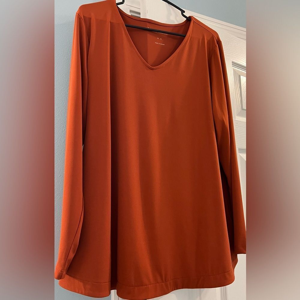 Susan Graver Long Sleeve V-Neck Top - XL - Pumpkin - EUC; clean/smoke-free home